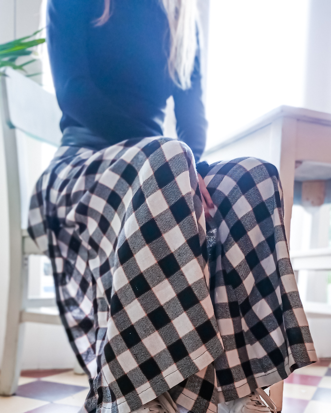 CALÇA FLARE XADREZ PRETA E BRANCO